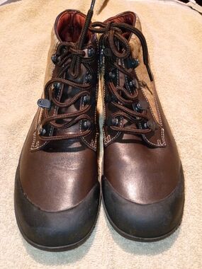 Coach Dyanne Lug Sole Bootie 7.5 M | P488